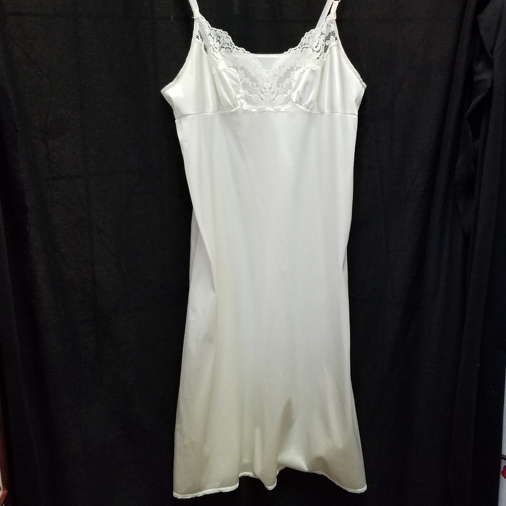 Vintage 80's Vassarette White 34 Slip Lace Top